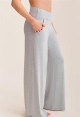 Flared leg pant with pockets