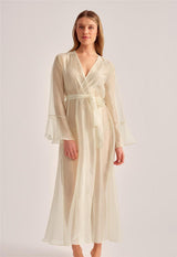 Voltaire Robe