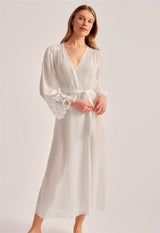 Duchess Robe