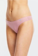Luna Thong