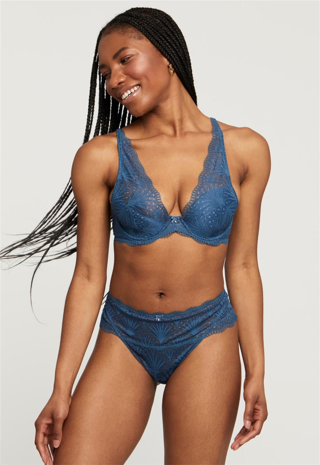 https://montelleintimates.com/cdn/shop/files/14652.jpg