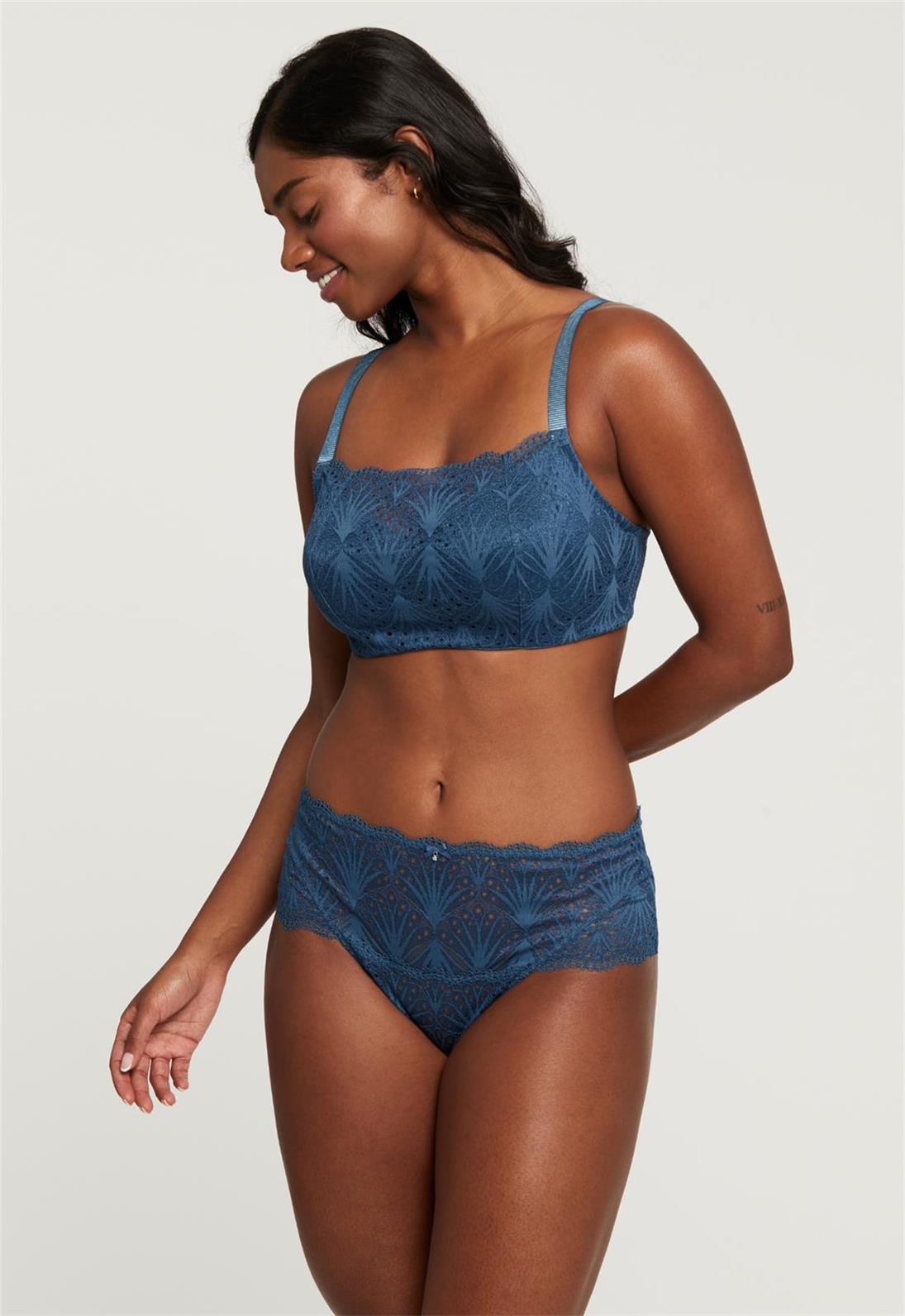 https://montelleintimates.com/cdn/shop/files/15335.jpg