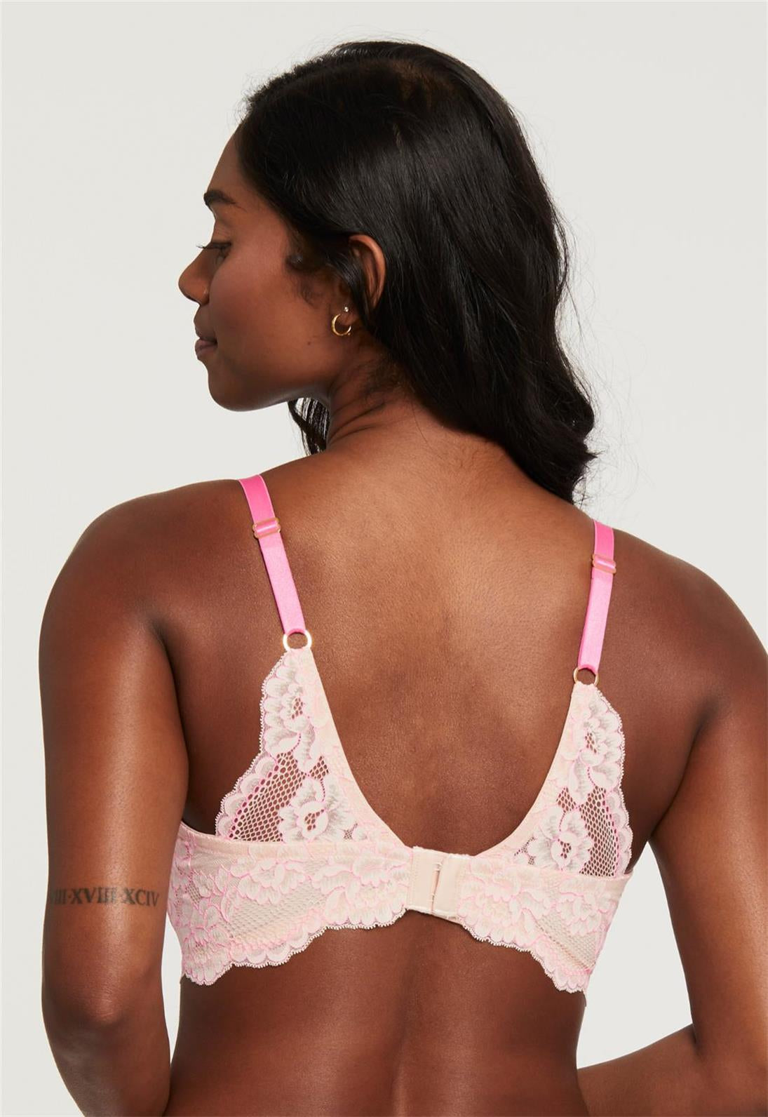 https://montelleintimates.com/cdn/shop/files/15340.jpg