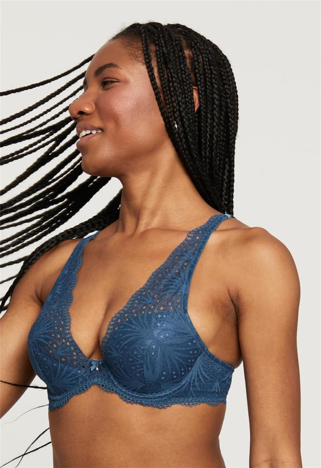 https://montelleintimates.com/cdn/shop/files/15574.jpg