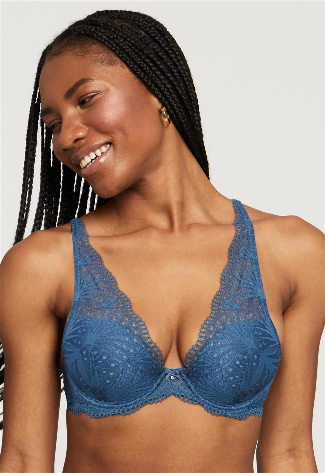 https://montelleintimates.com/cdn/shop/files/15575.jpg