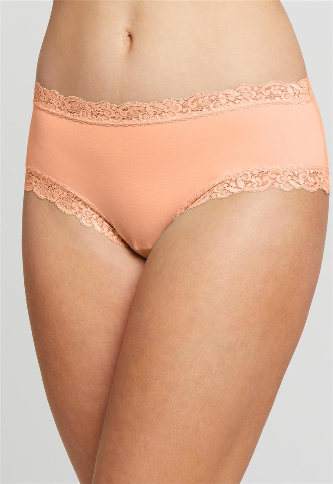 https://montelleintimates.com/cdn/shop/files/15718.jpg