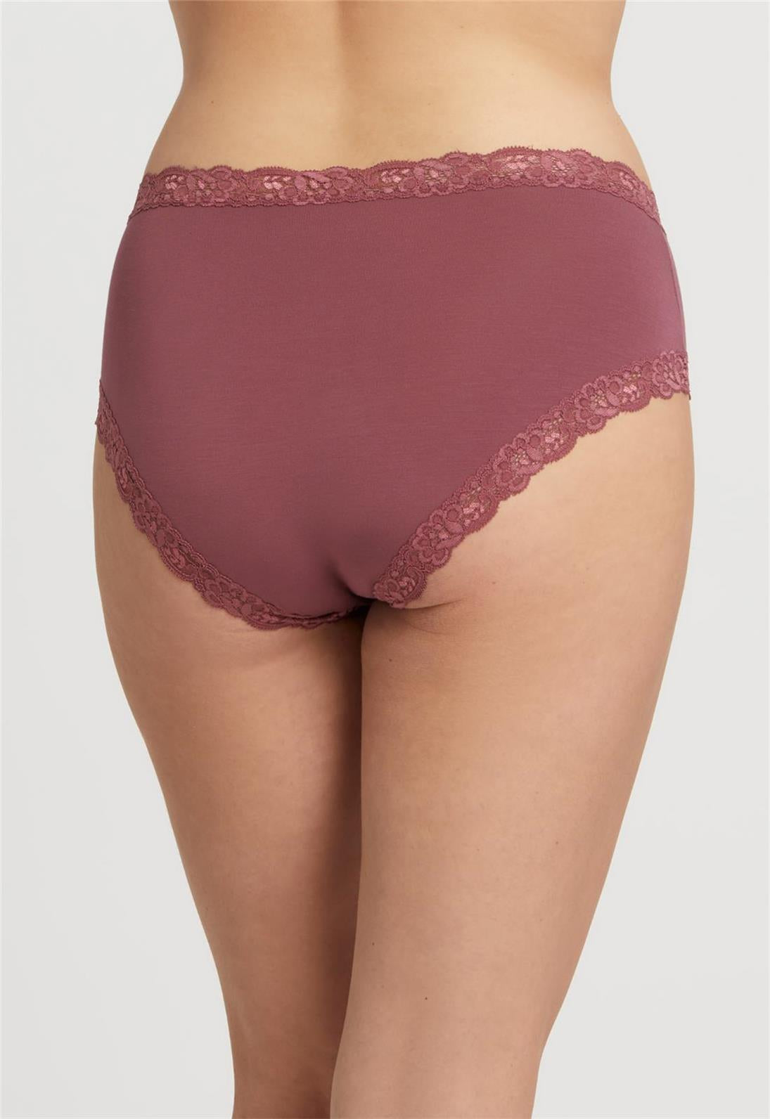 https://montelleintimates.com/cdn/shop/files/15946.jpg