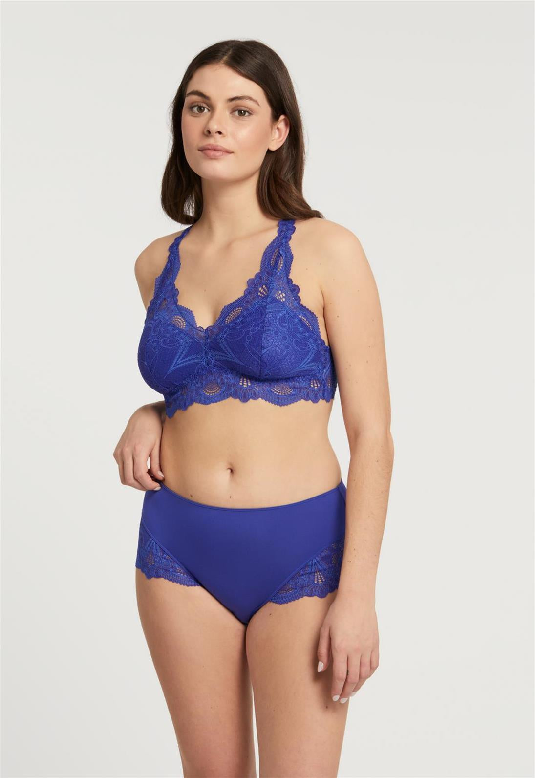 https://montelleintimates.com/cdn/shop/files/15990.jpg