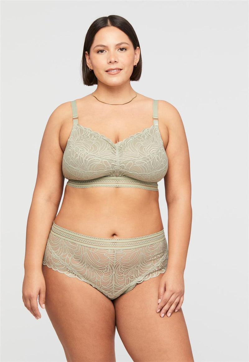 London Fog Cup-Sized Lace Bralette