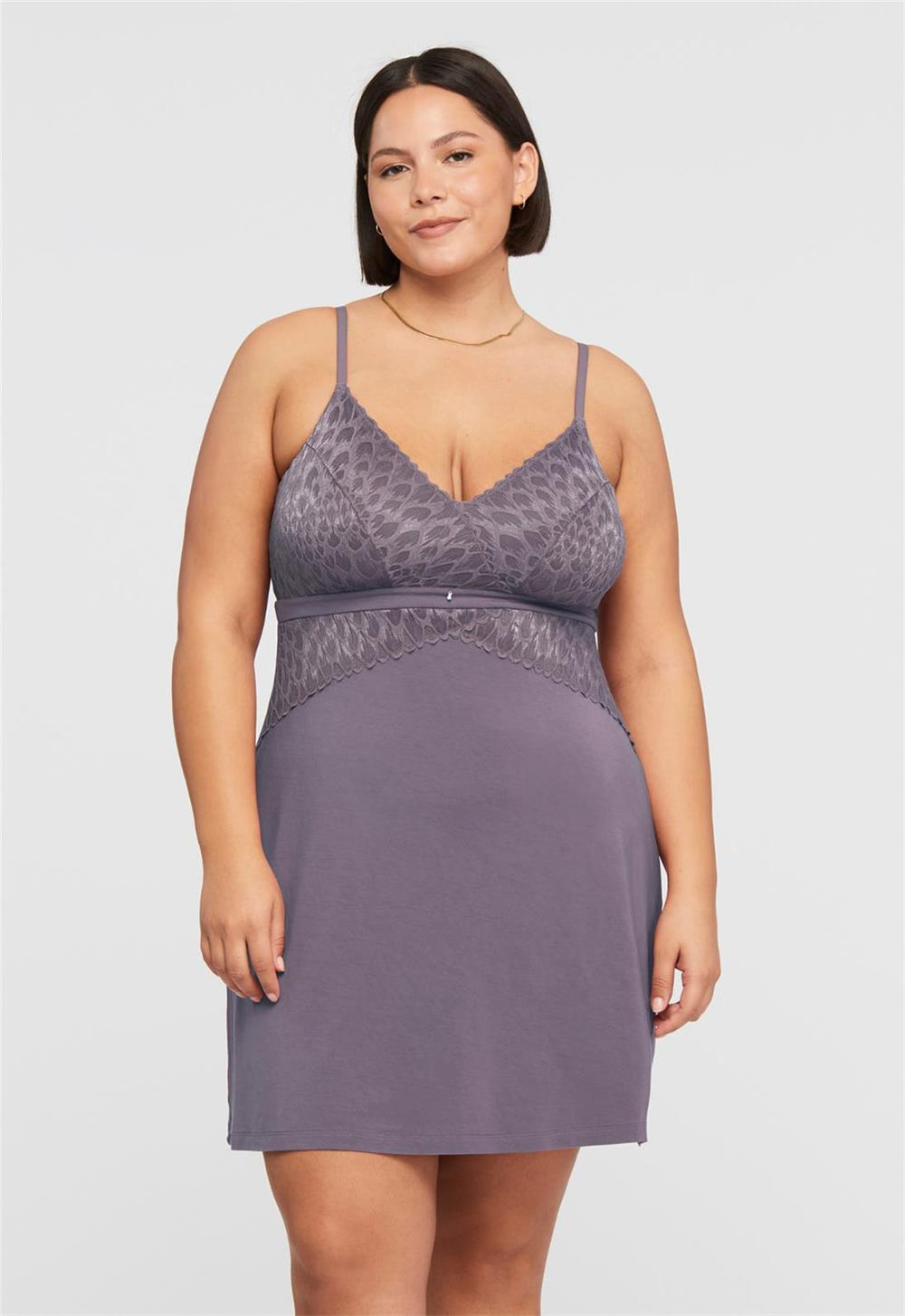 Plus size nightgown with shelf remarcable bra