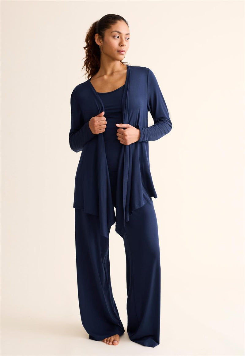 Cozy Wrap with pockets