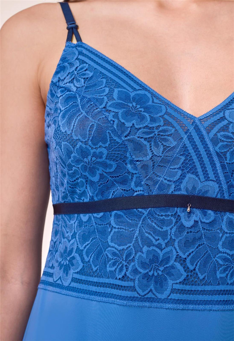 Oasis Bust Support Chemise