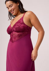 Vixen Bust Chemise