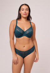 Signature Lace Brazilian