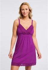 Full Bust Support Chemise