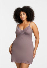 Full Bust Support Chemise