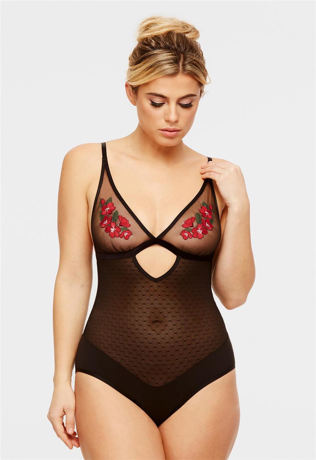 https://montelleintimates.com/cdn/shop/files/5418.jpg