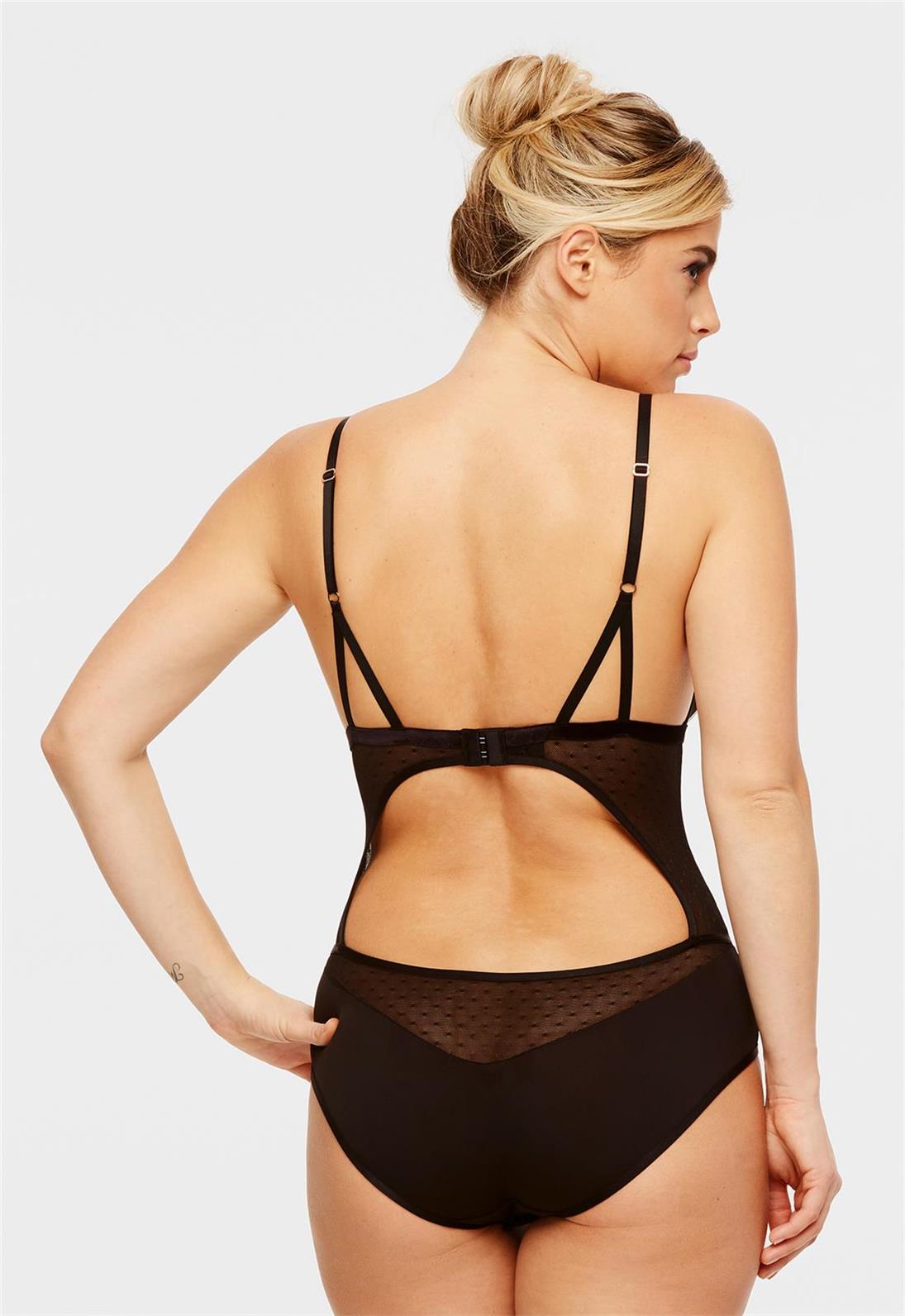 https://montelleintimates.com/cdn/shop/files/5420.jpg