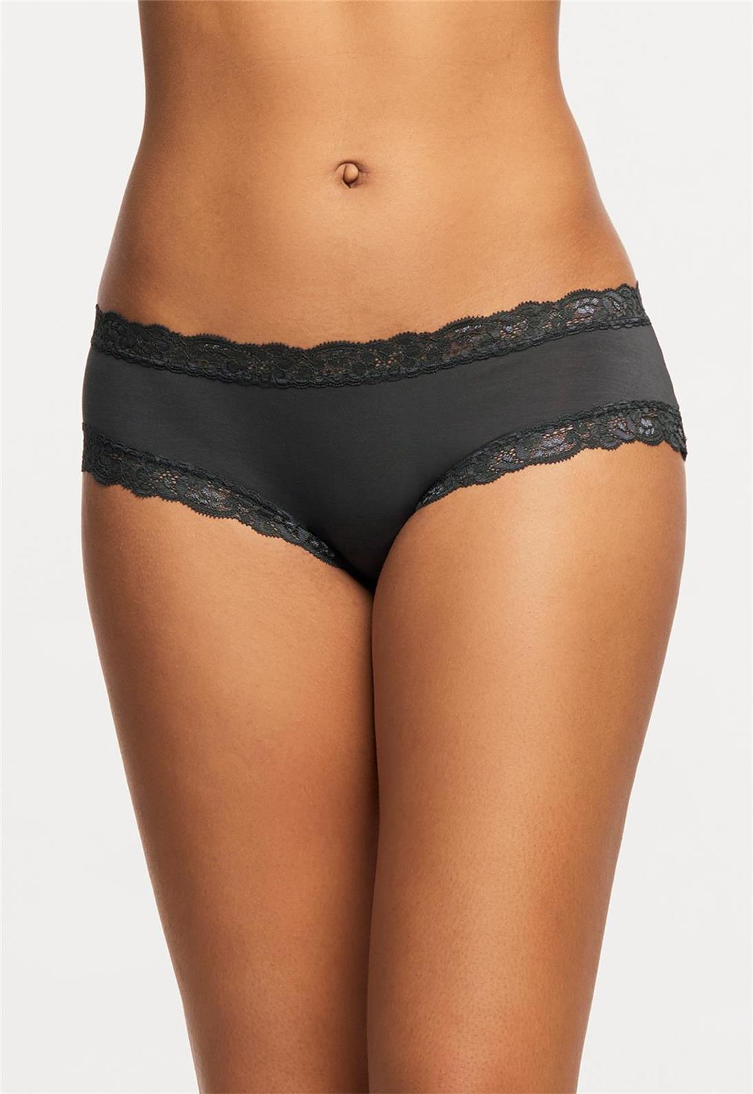 https://montelleintimates.com/cdn/shop/files/5724.jpg