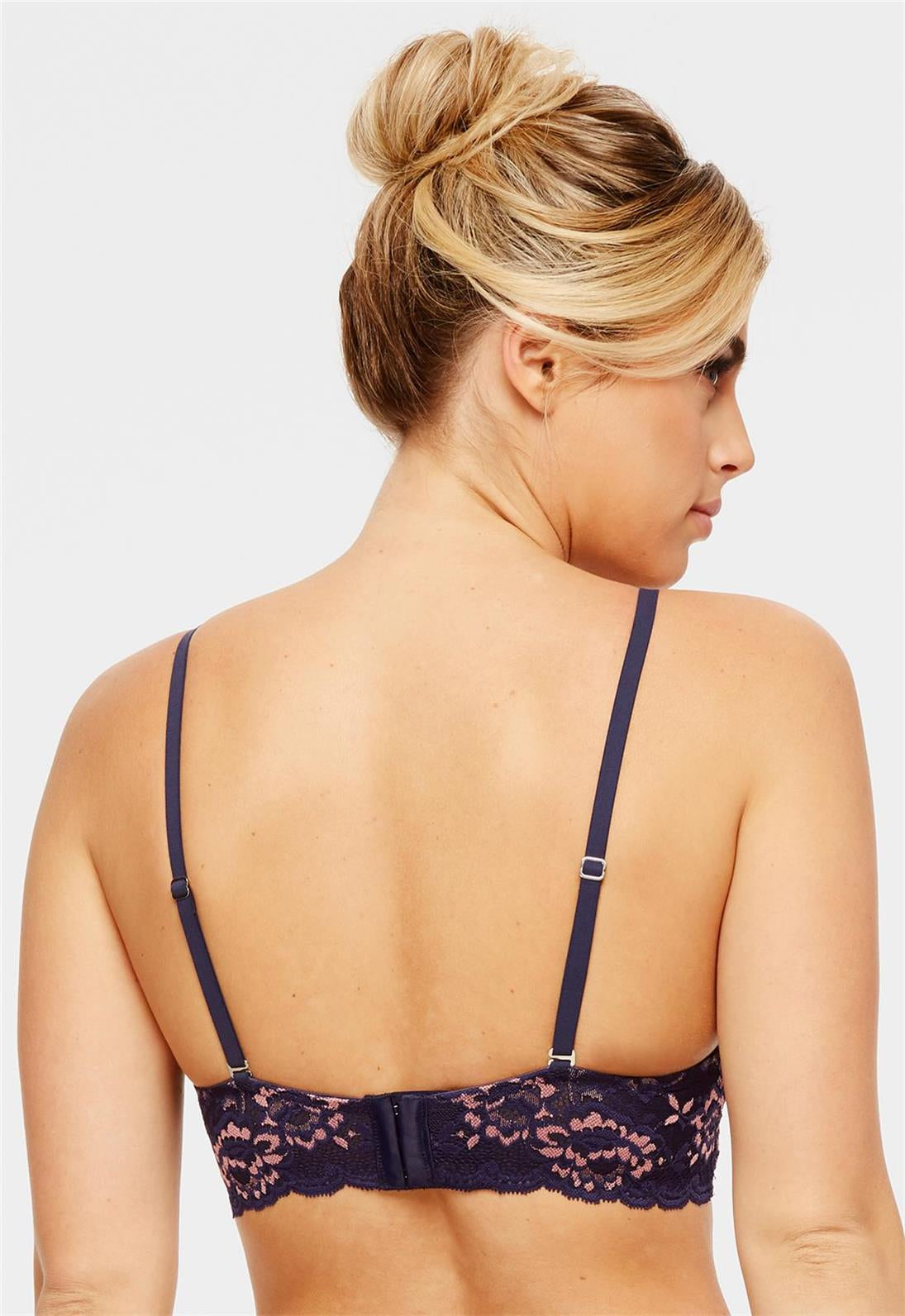 https://montelleintimates.com/cdn/shop/files/7250.jpg